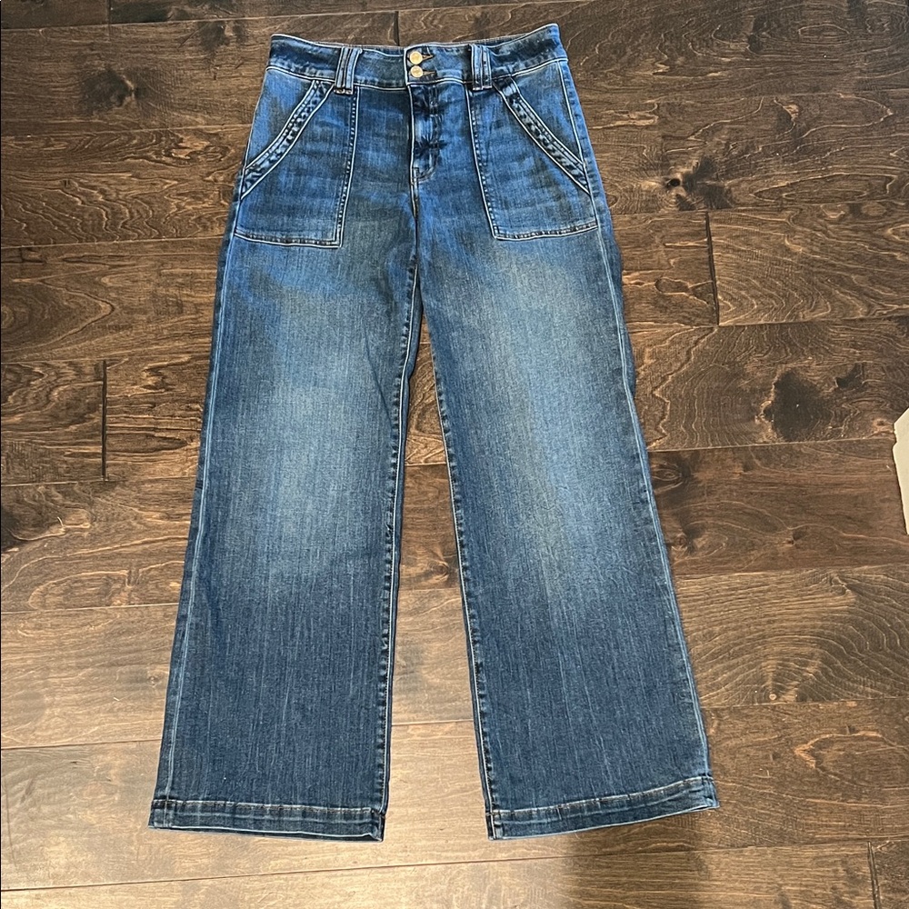 Kut from the Kloth Jodi Wide Leg Jeans in Medium Blue Denim